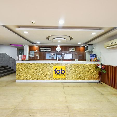 Fabhotel Belwood Near Igi Airport Új-Delhi Kültér fotó